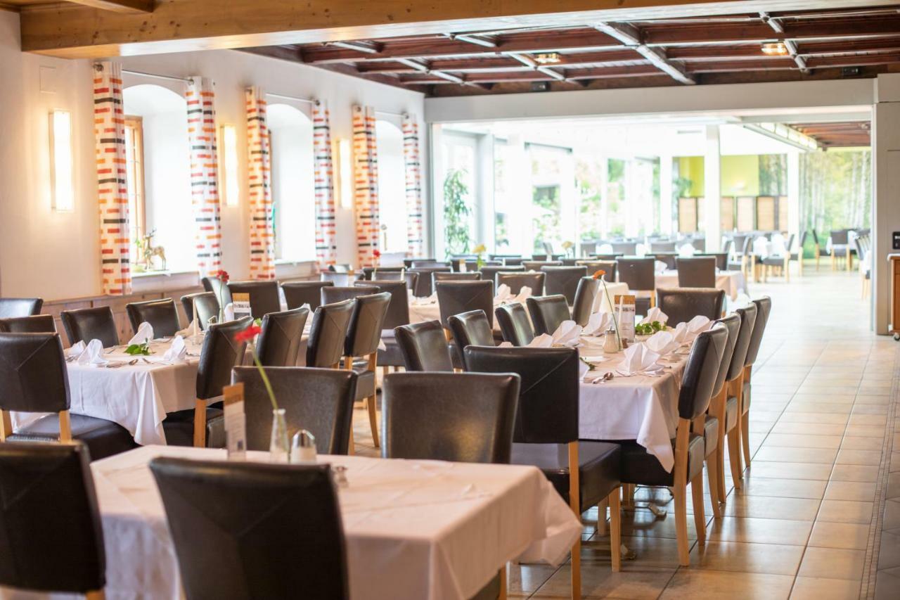 Hotel Zum Goldenen Hirschen 프레이스타드트 외부 사진