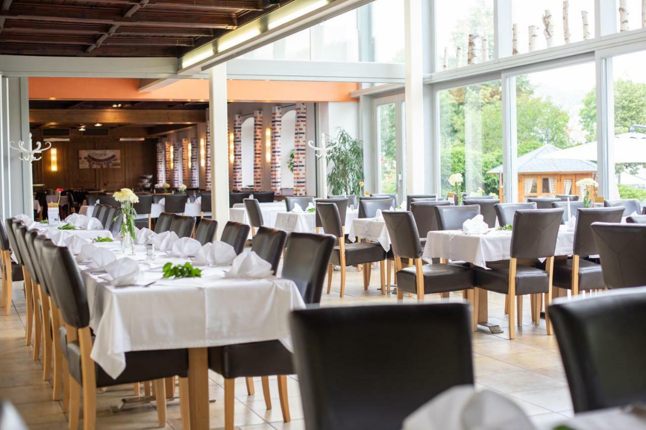 Hotel Zum Goldenen Hirschen 프레이스타드트 외부 사진